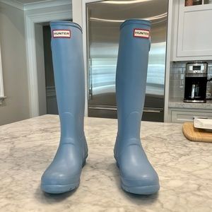 Like NEW Hunter light blue tall rain boots.